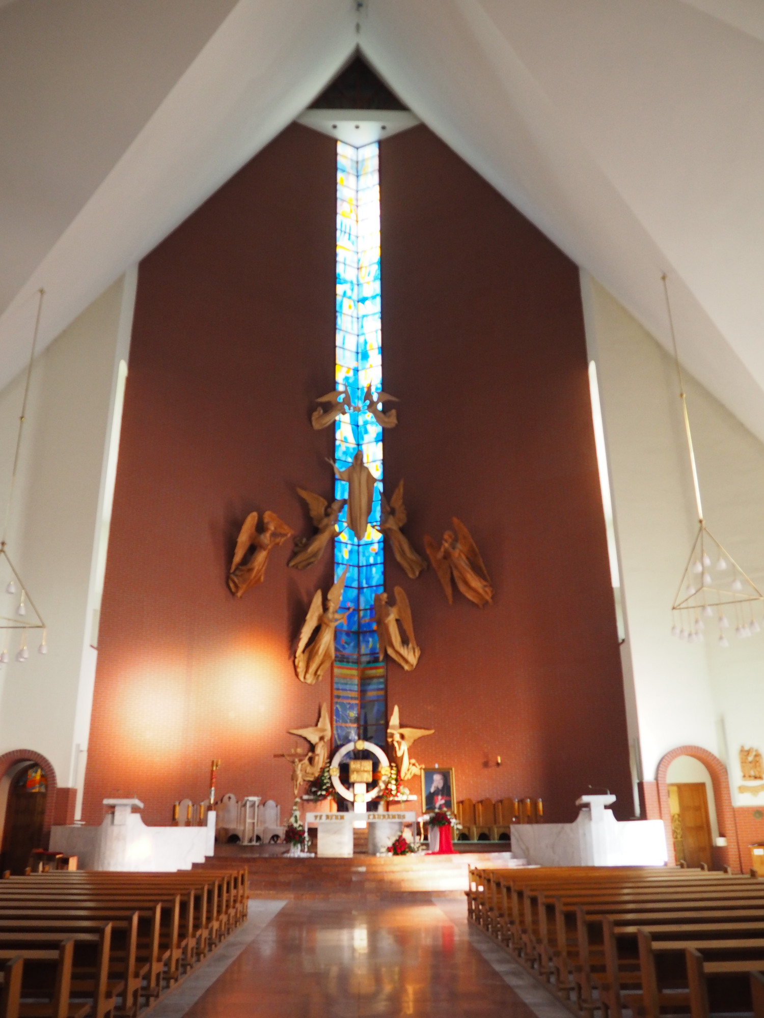 Zdjęcie architektury budynku Kościół pw. Matki Bożej Królowej Aniołów